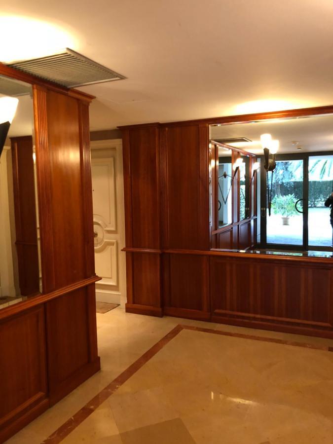 Apartment Front Sea Luxury *