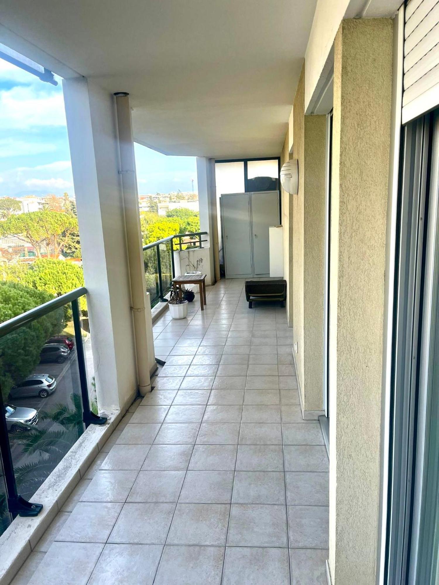 Apartment Front Sea Luxury *